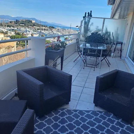 Magnifique Terrasse, Vue Mer, Plein Centre 3 Pieces *